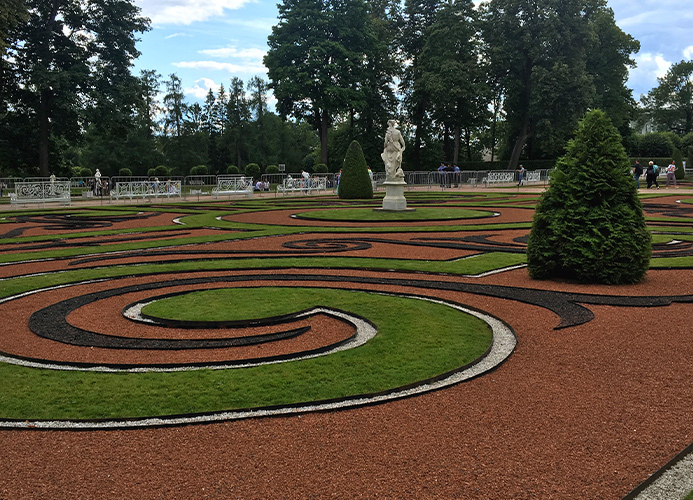 Oyun Alanları & Bahçeler